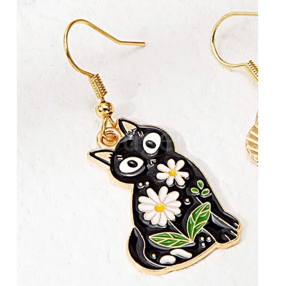 Cat Kitty Flower Shape Gold Tone Dangle Drop Earrings Black - Picture 4 of 5